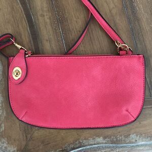 ❤️ Hot Pink Lockable Crossbody ❤️